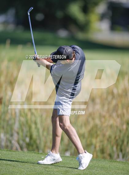 Thumbnail 1 in Utah 4A Region 11 Boys Golf Meet photogallery.