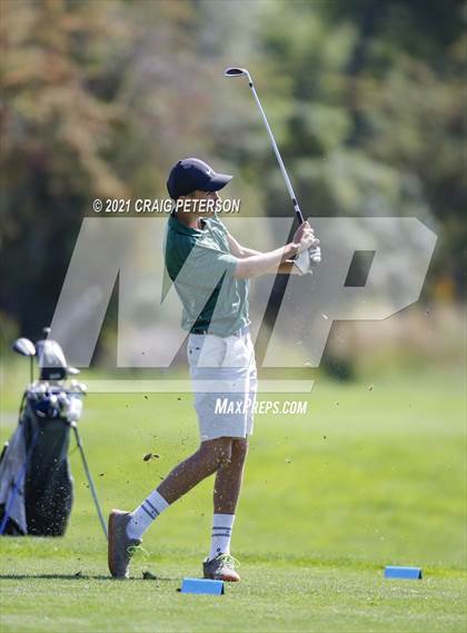 Thumbnail 2 in Utah 4A Region 11 Boys Golf Meet photogallery.