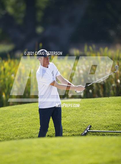Thumbnail 3 in Utah 4A Region 11 Boys Golf Meet photogallery.