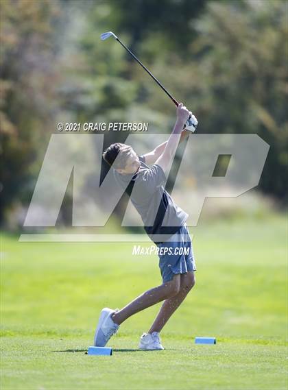 Thumbnail 2 in Utah 4A Region 11 Boys Golf Meet photogallery.