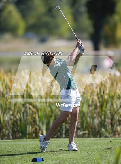 Thumbnail 3 in Utah 4A Region 11 Boys Golf Meet photogallery.