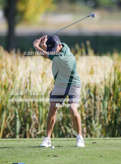 Thumbnail 1 in Utah 4A Region 11 Boys Golf Meet photogallery.