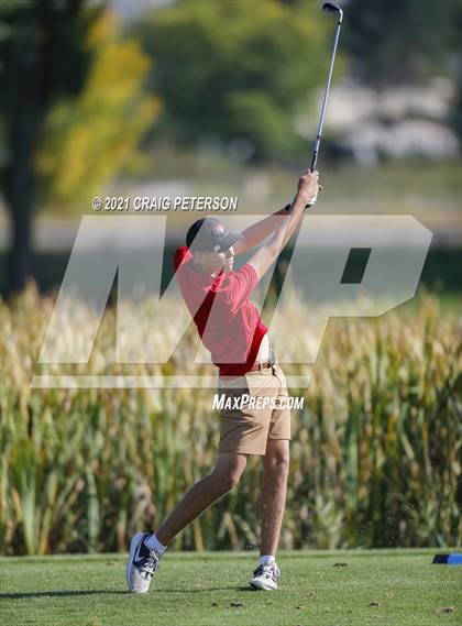 Thumbnail 2 in Utah 4A Region 11 Boys Golf Meet photogallery.