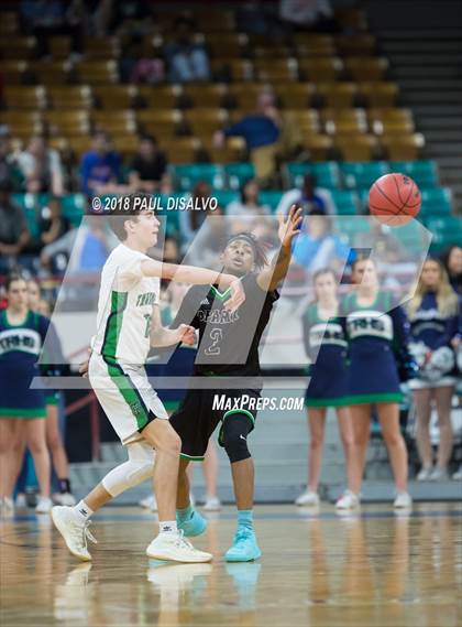 Thumbnail 1 in ThunderRidge vs. Doherty (CHSAA 5A Great 8) photogallery.