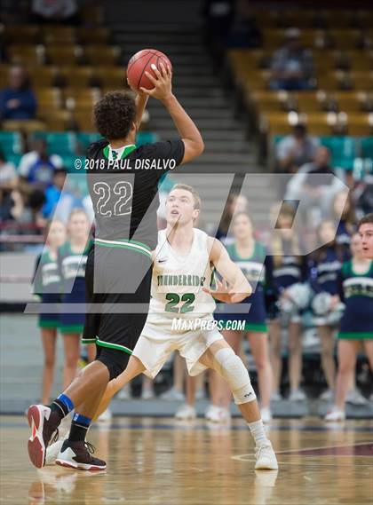 Thumbnail 2 in ThunderRidge vs. Doherty (CHSAA 5A Great 8) photogallery.