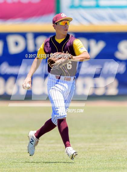 Thumbnail 1 in Harlandale @ King (UIL 5A Bi-district Playoffs) photogallery.