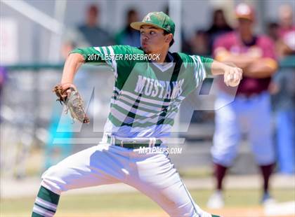 Thumbnail 1 in Harlandale @ King (UIL 5A Bi-district Playoffs) photogallery.