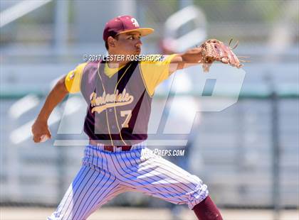 Thumbnail 3 in Harlandale @ King (UIL 5A Bi-district Playoffs) photogallery.