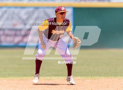 Thumbnail 2 in Harlandale @ King (UIL 5A Bi-district Playoffs) photogallery.
