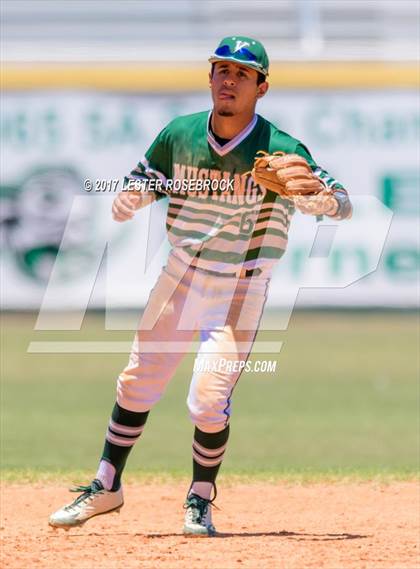 Thumbnail 3 in Harlandale @ King (UIL 5A Bi-district Playoffs) photogallery.