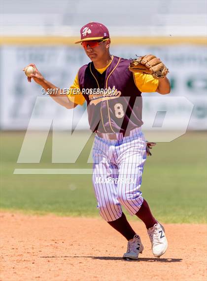 Thumbnail 3 in Harlandale @ King (UIL 5A Bi-district Playoffs) photogallery.