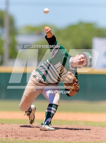 Thumbnail 3 in Harlandale @ King (UIL 5A Bi-district Playoffs) photogallery.
