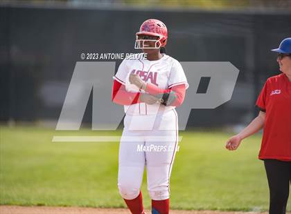 Thumbnail 3 in Los Alamitos vs. Foothill photogallery.