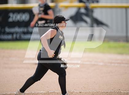 Thumbnail 2 in Los Alamitos vs. Foothill photogallery.
