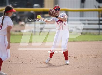 Thumbnail 3 in Los Alamitos vs. Foothill photogallery.