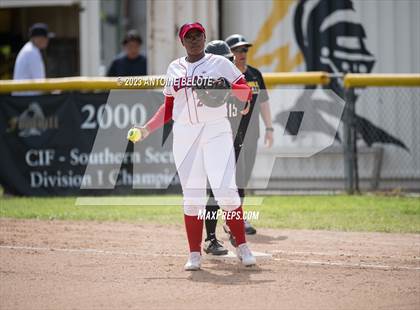Thumbnail 1 in Los Alamitos vs. Foothill photogallery.