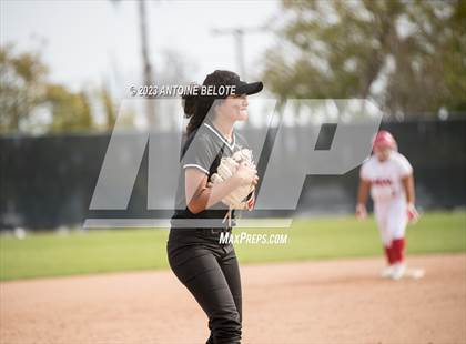 Thumbnail 2 in Los Alamitos vs. Foothill photogallery.