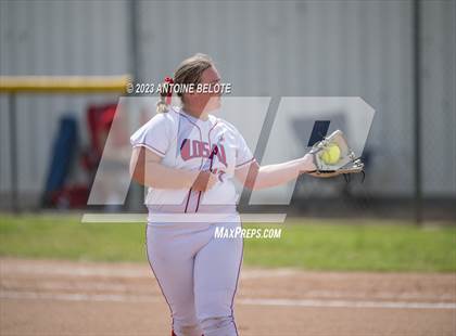 Thumbnail 3 in Los Alamitos vs. Foothill photogallery.