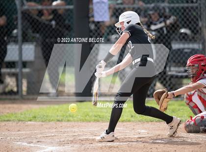 Thumbnail 1 in Los Alamitos vs. Foothill photogallery.