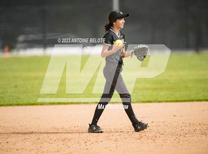 Thumbnail 2 in Los Alamitos vs. Foothill photogallery.