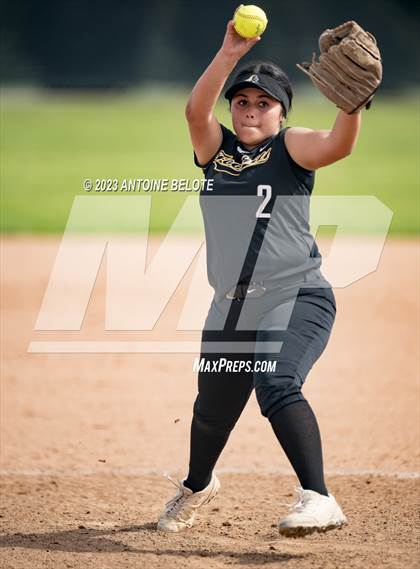 Thumbnail 3 in Los Alamitos vs. Foothill photogallery.