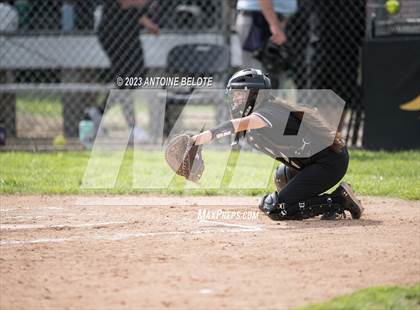 Thumbnail 3 in Los Alamitos vs. Foothill photogallery.