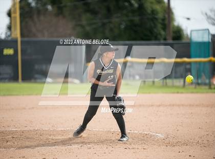 Thumbnail 1 in Los Alamitos vs. Foothill photogallery.