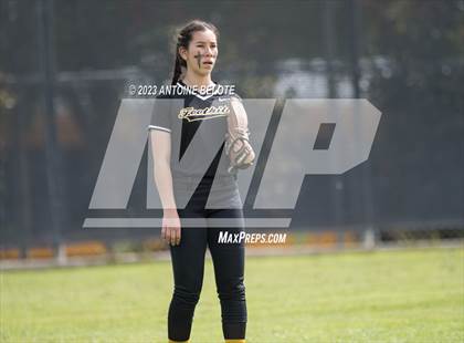 Thumbnail 3 in Los Alamitos vs. Foothill photogallery.
