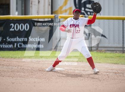 Thumbnail 3 in Los Alamitos vs. Foothill photogallery.