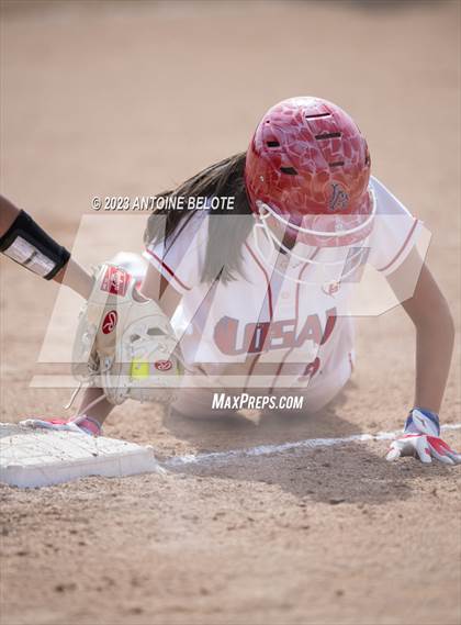 Thumbnail 3 in Los Alamitos vs. Foothill photogallery.