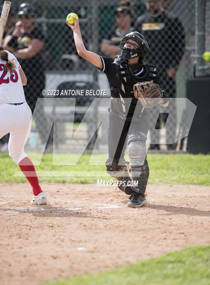 Thumbnail 2 in Los Alamitos vs. Foothill photogallery.