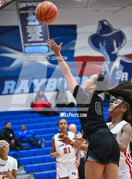 Thumbnail 2 in Cedar Park vs Hardin Jefferson (McDonald's Texas Invitational) photogallery.