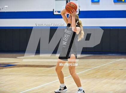 Thumbnail 1 in Cedar Park vs Hardin Jefferson (McDonald's Texas Invitational) photogallery.