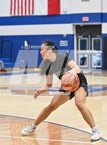Thumbnail 2 in Cedar Park vs Hardin Jefferson (McDonald's Texas Invitational) photogallery.