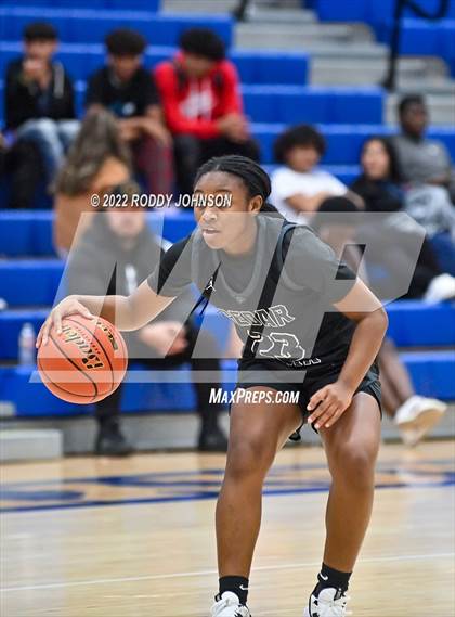 Thumbnail 1 in Cedar Park vs Hardin Jefferson (McDonald's Texas Invitational) photogallery.
