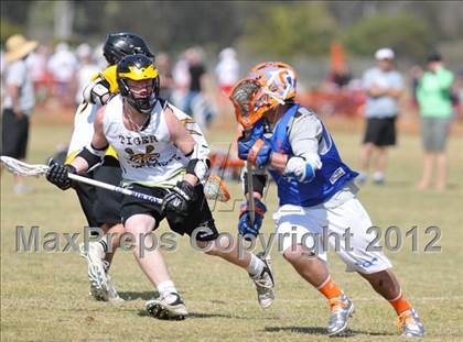 Thumbnail 2 in Bishop Gorman vs Gilbert Tiger photogallery.