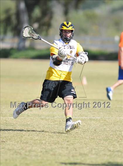 Thumbnail 2 in Bishop Gorman vs Gilbert Tiger photogallery.