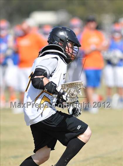 Thumbnail 3 in Bishop Gorman vs Gilbert Tiger photogallery.