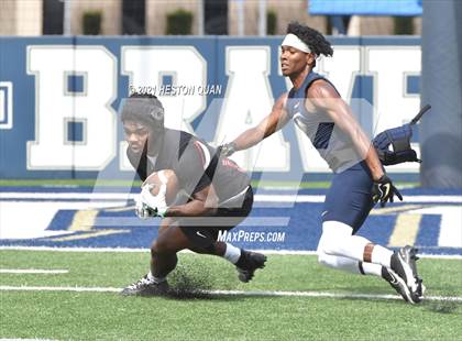 Thumbnail 3 in St. John Bosco vs. Centennial  (Brave 8 Invitational) photogallery.