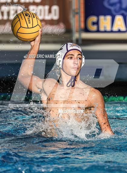 Thumbnail 2 in Santana v La Jolla (CIF SS Division II Regional Semifinal) photogallery.