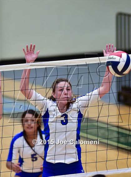 Thumbnail 1 in Churchill @ MacArthur [Douglas] photogallery.