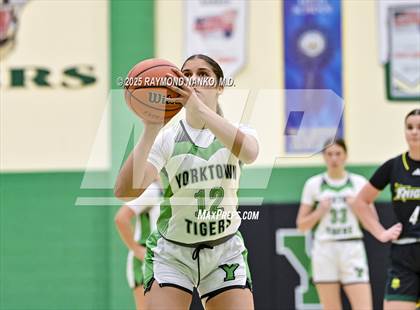 Thumbnail 3 in Northeastern @ Yorktown photogallery.