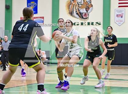 Thumbnail 2 in Northeastern @ Yorktown photogallery.