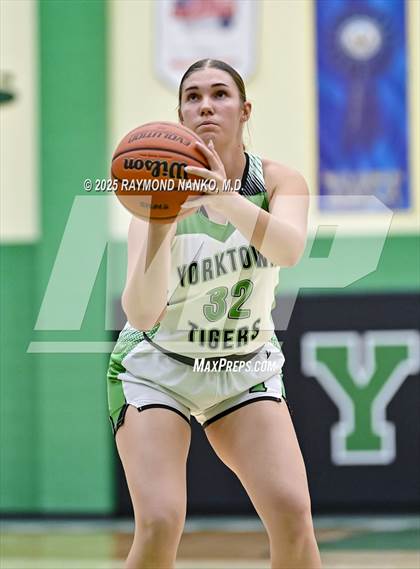 Thumbnail 3 in Northeastern @ Yorktown photogallery.