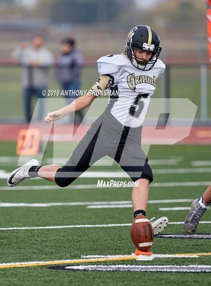 Thumbnail 3 in Denair vs. Golden Sierra (CIF SJS D7 Final) photogallery.