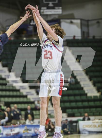 Thumbnail 1 in Manhasset vs New Hartford (NYSPHSAA Class A Final) photogallery.