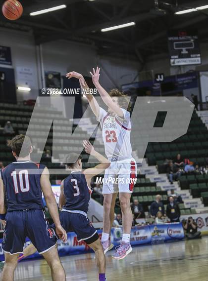Thumbnail 2 in Manhasset vs New Hartford (NYSPHSAA Class A Final) photogallery.