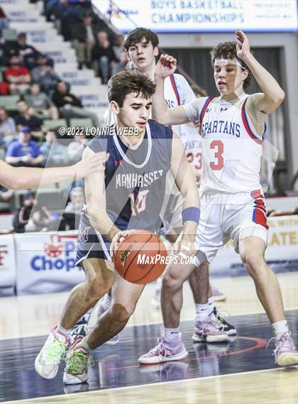 Thumbnail 3 in Manhasset vs New Hartford (NYSPHSAA Class A Final) photogallery.