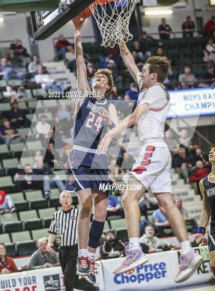 Thumbnail 3 in Manhasset vs New Hartford (NYSPHSAA Class A Final) photogallery.