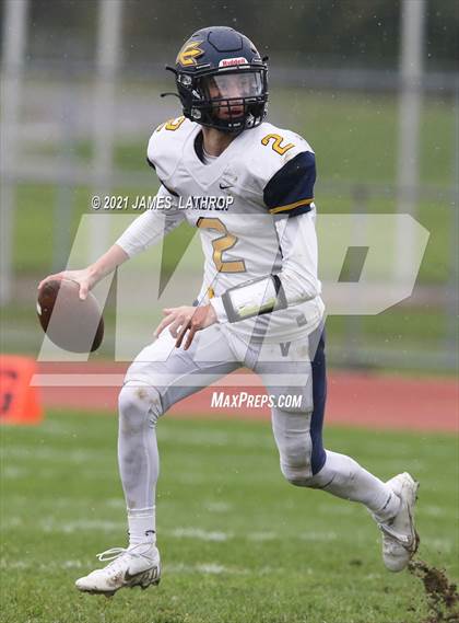 Thumbnail 1 in Victor @ Rush-Henrietta (NYSPHAA Section 5 Class AA Playoff) photogallery.